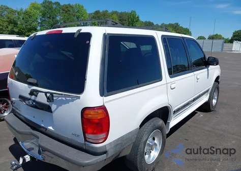 2000 Ford Explorer Xlt from USA, damaged, VIN 1FMZU63E3YUB34927